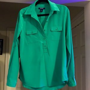 NWT green button down shirt